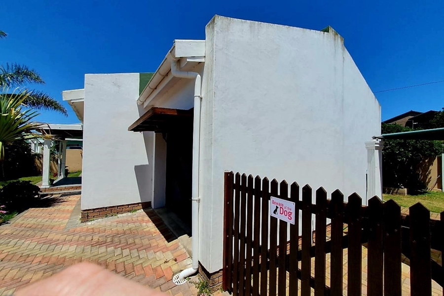 3 Bedroom Property for Sale in Fraaiuitsig Western Cape